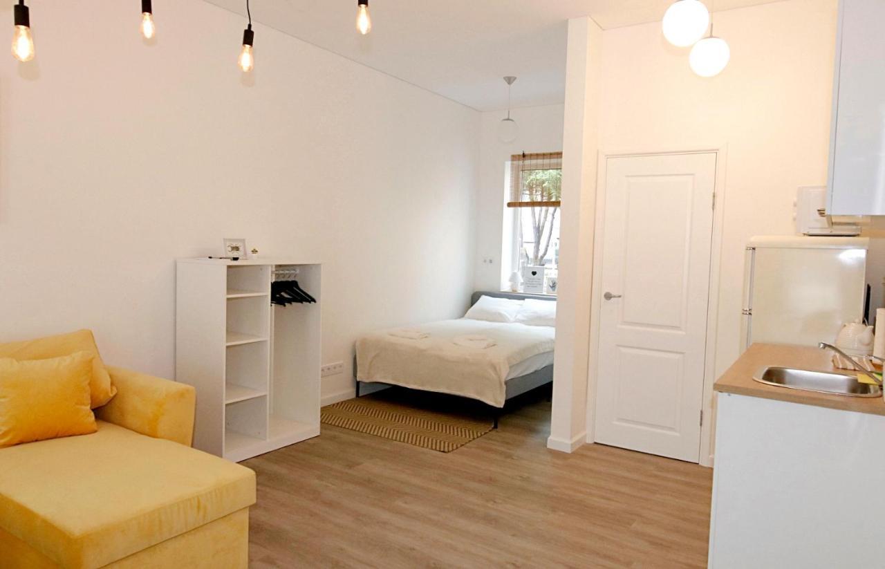 Minimalist Studio Old Town Apartments By Hostlovers Kaunas Eksteriør billede